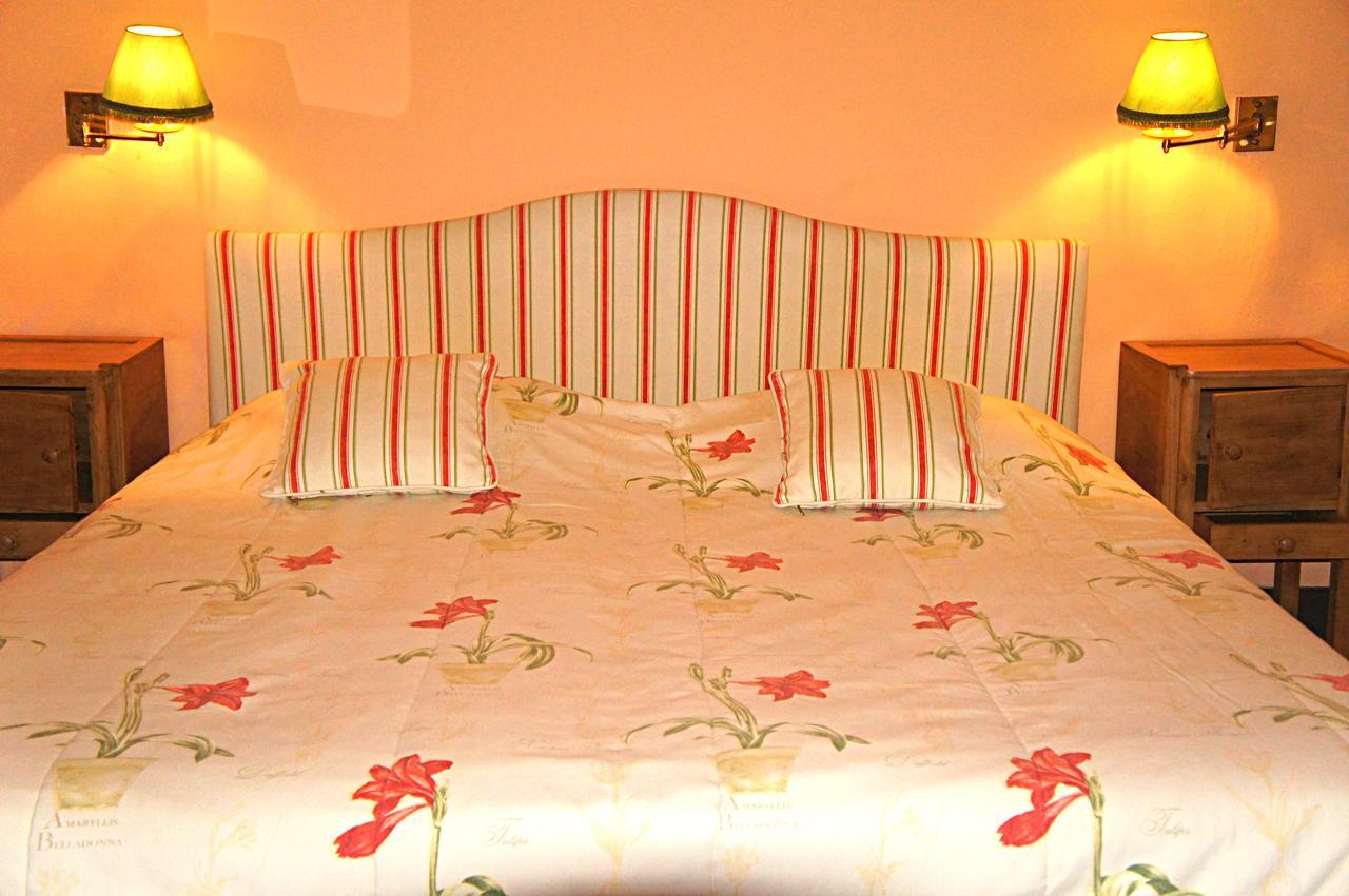 Casa De Sezim Hotel กิมาไรส์ ภายนอก รูปภาพ