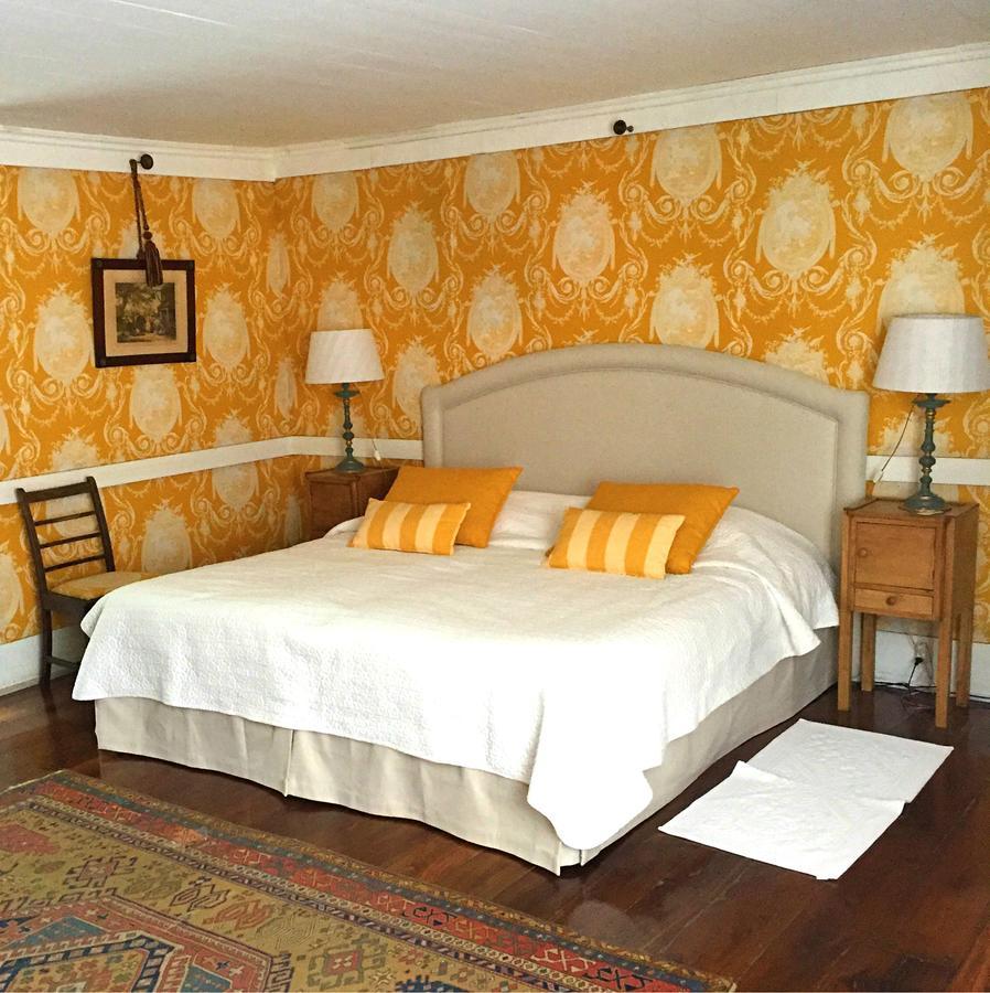 Casa De Sezim Hotel กิมาไรส์ ภายนอก รูปภาพ